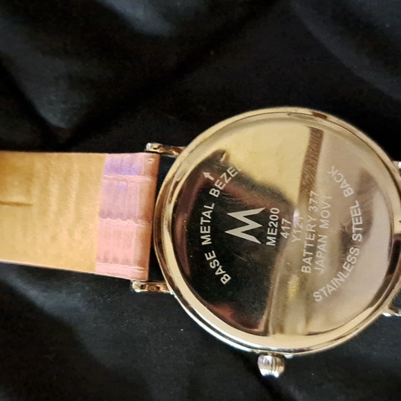 Watch - Picture 3 of 3